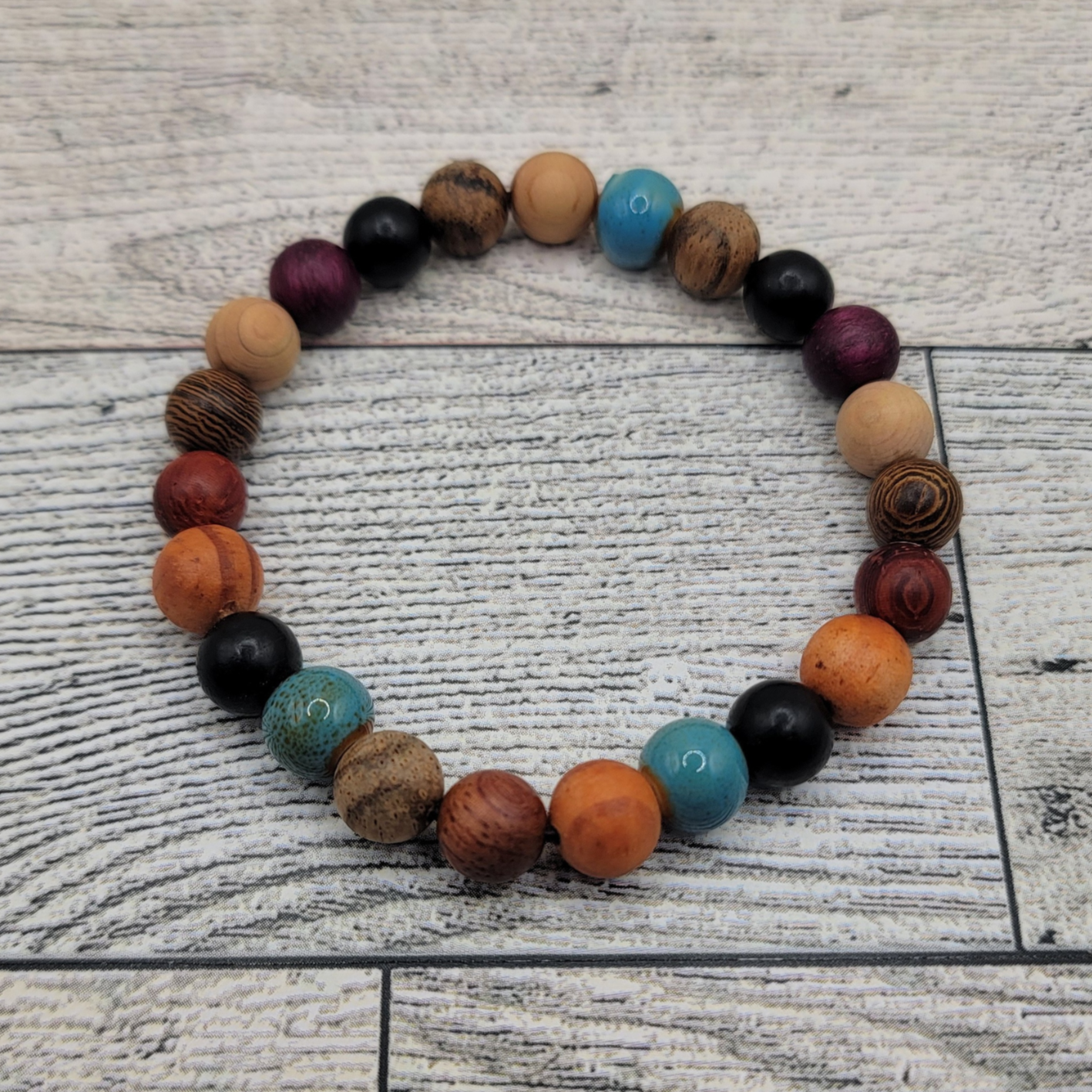 Driftwood Vibes & Ocean Blue Wood Bead Bracelet – Rustic Beachy Vibes