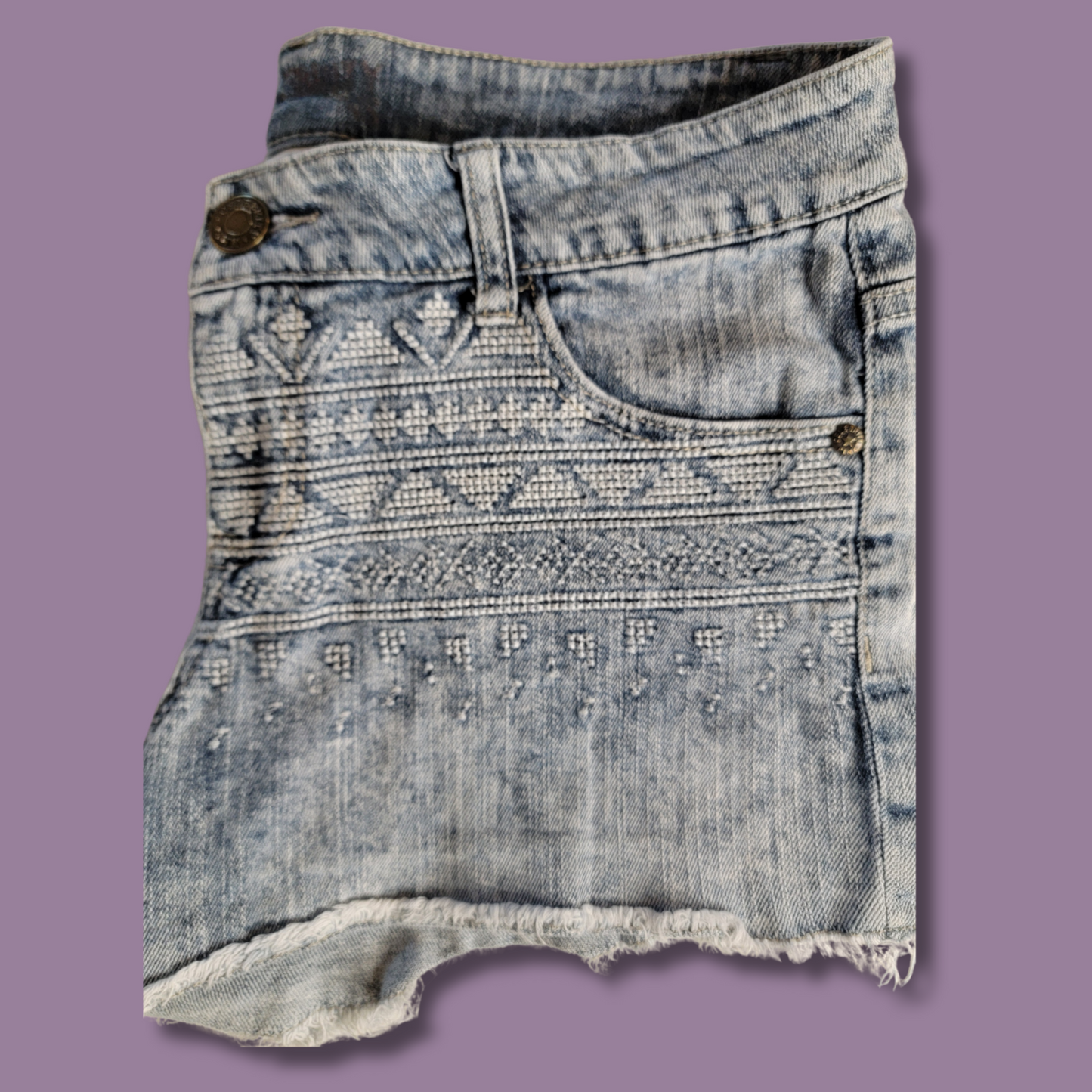 Celebrity Pink Jean Shorts, Aztec Pattern, Frayed Hem, Size 9