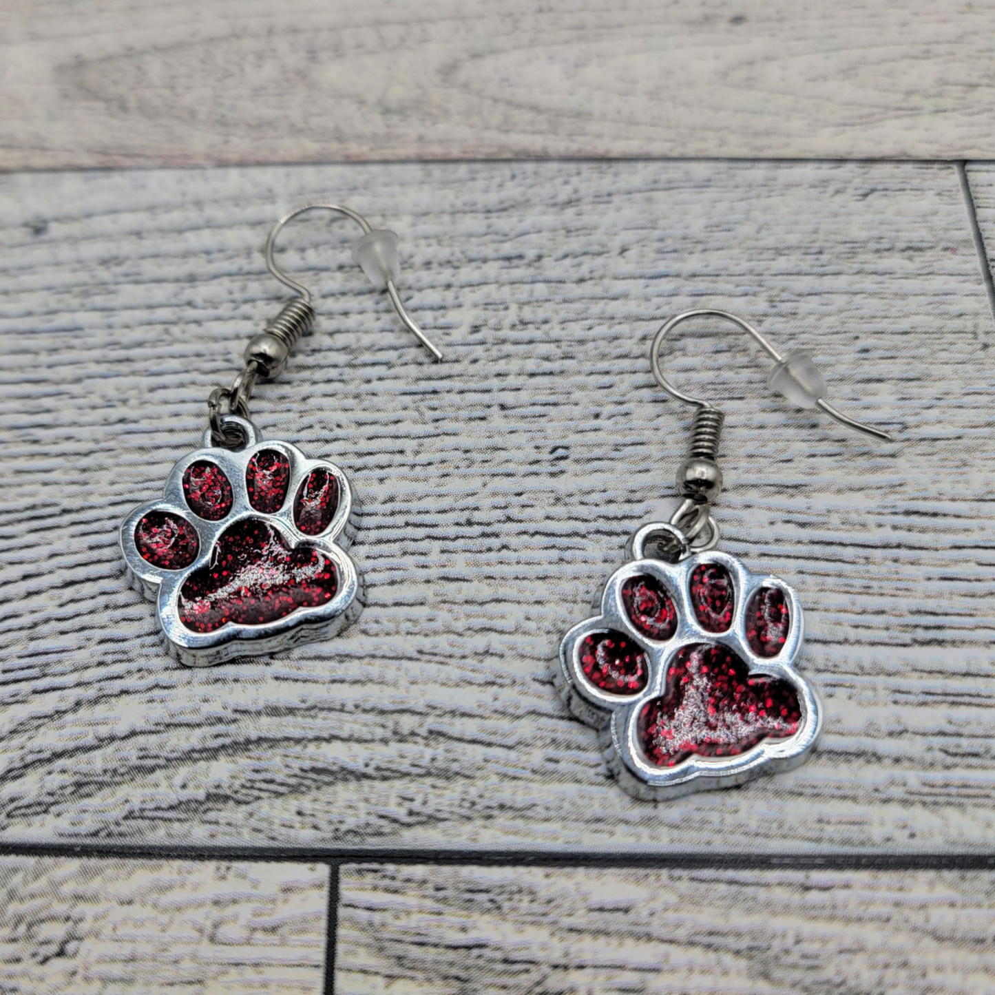 ✨🐾 Sparkly Red Paw Print Dangle Earrings 🐾✨