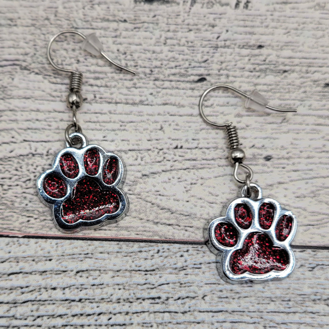 ✨🐾 Sparkly Red Paw Print Dangle Earrings 🐾✨