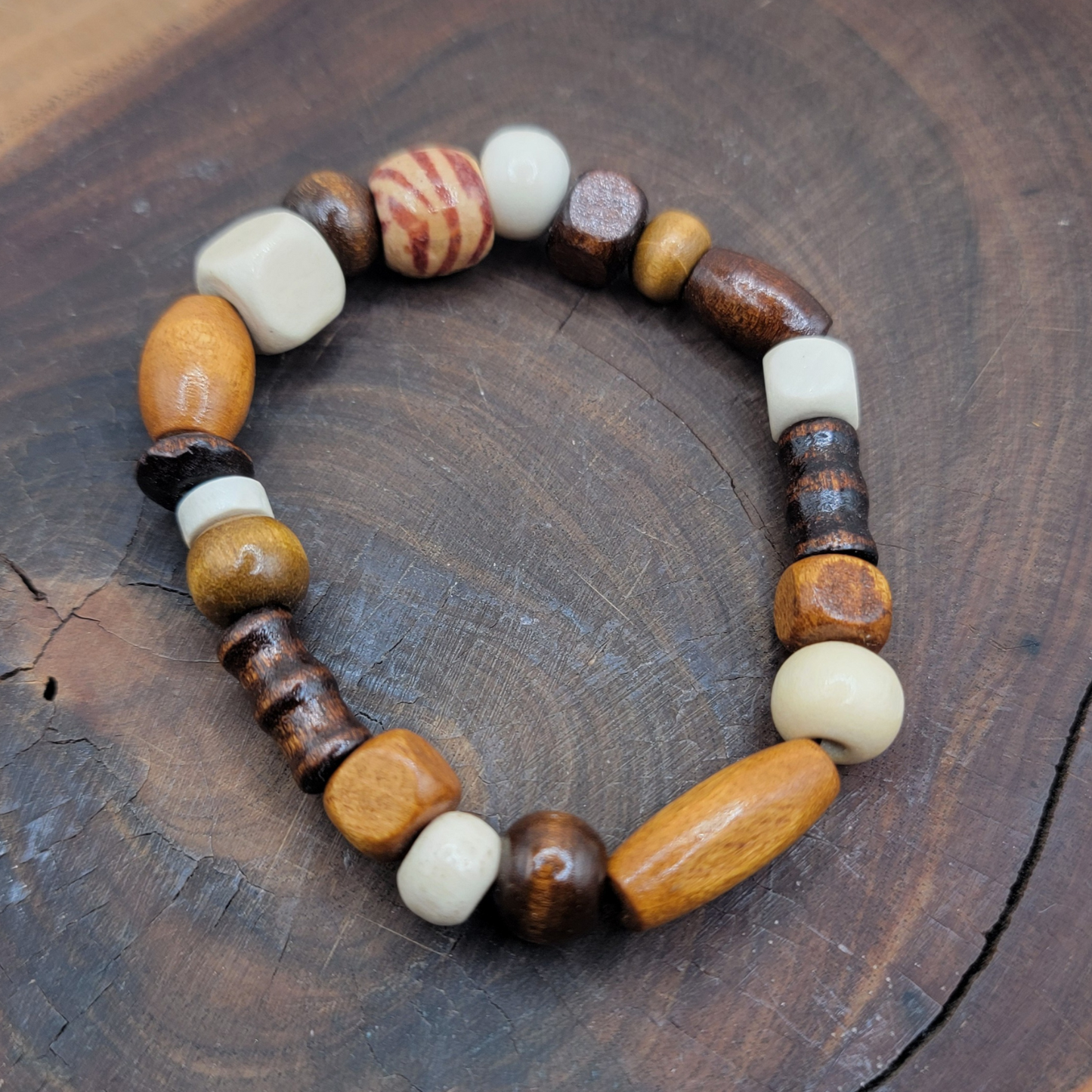 🌿 Rustic Boho Wooden Beaded Bracelet 🌿