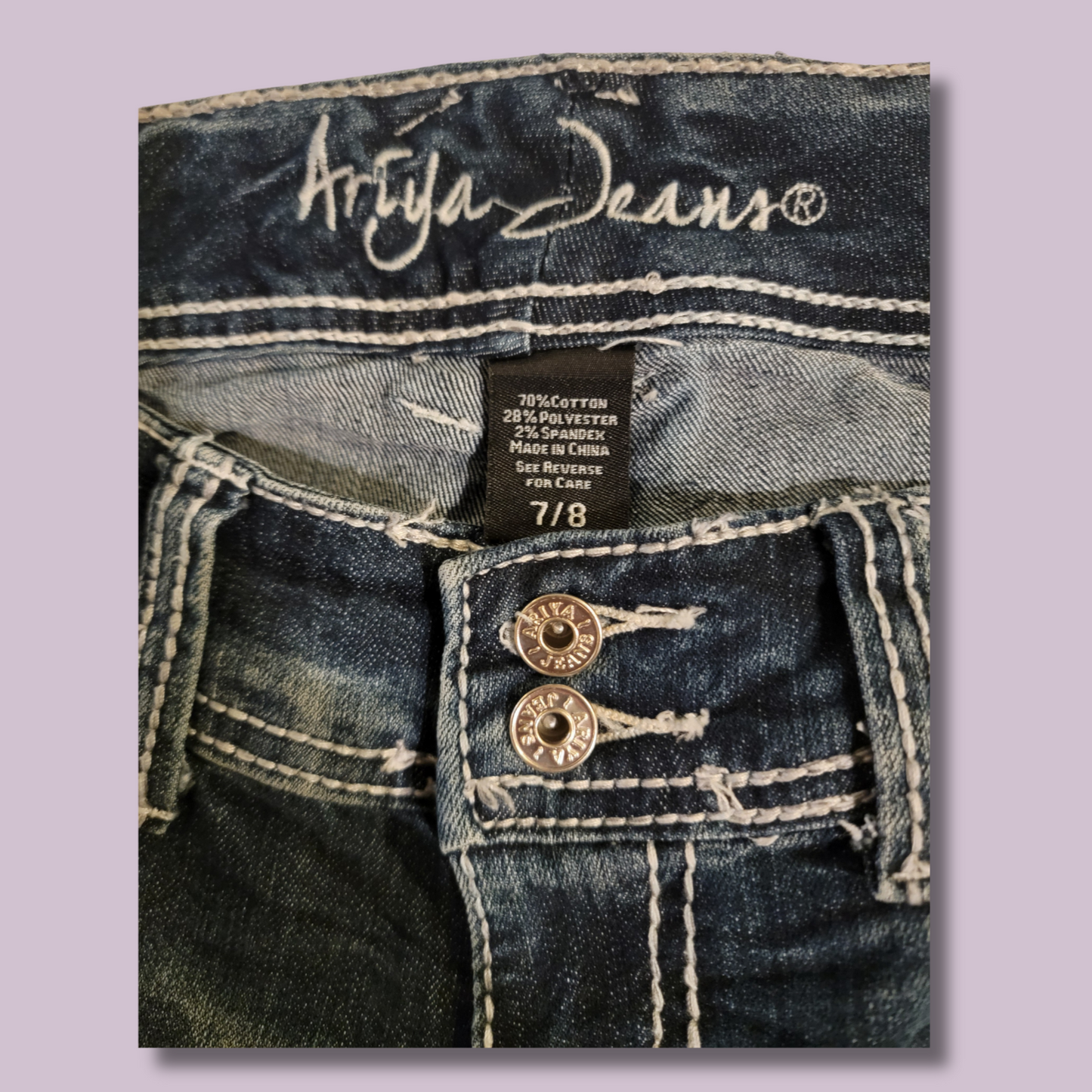 Ariya Jeans, Distressed, Detailed Stitching, Size 7/8